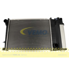 V20-60-1500 VEMO/VAICO Радиатор, охлаждение двигателя