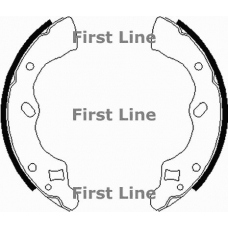 FBS183 FIRST LINE Комплект тормозных колодок